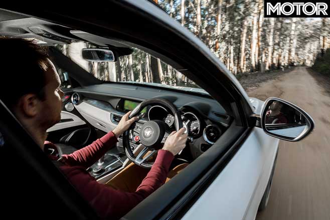 2019 Alfa Romeo Stelvio Q drive review