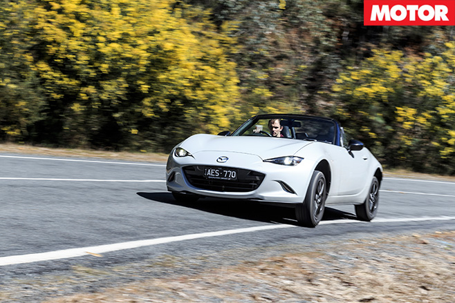 Mazda mx -5 driving