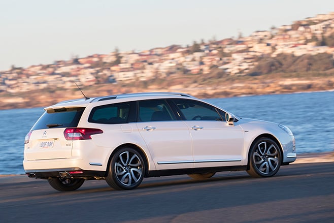 Citroen C5 rear side