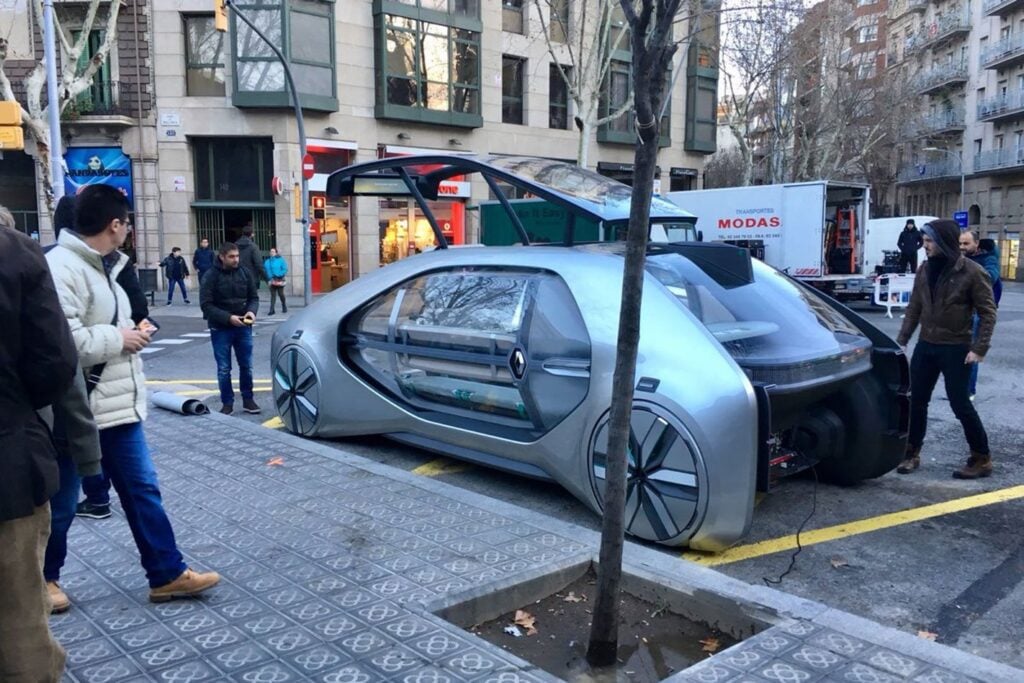 Geneva motor show concept scooped 11