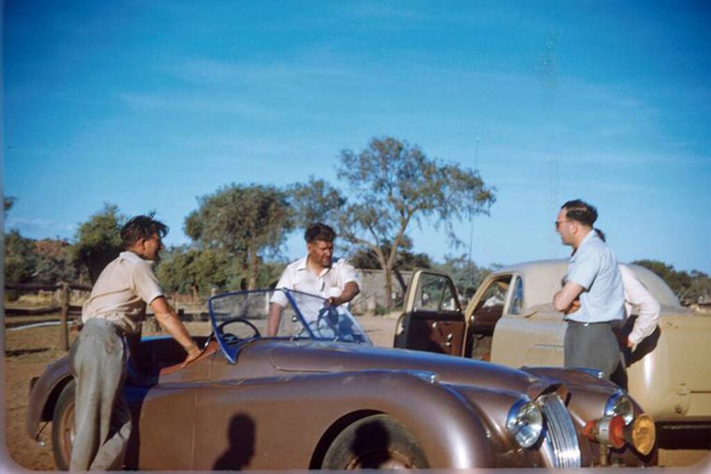 Jaguar XK120 Darwin to Alice Vanishing Point