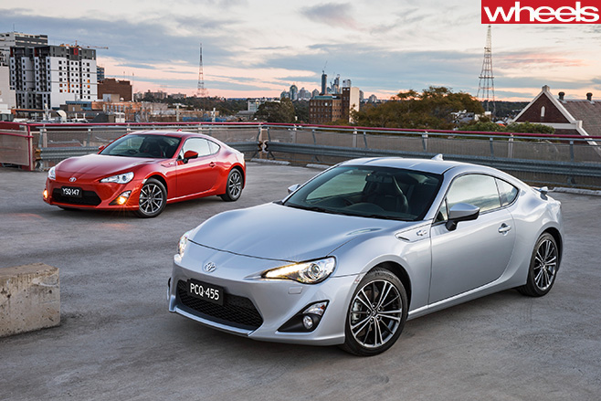 Toyota -86-on -rooftop
