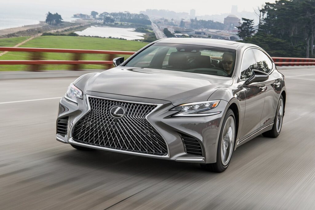 Lexus LS
