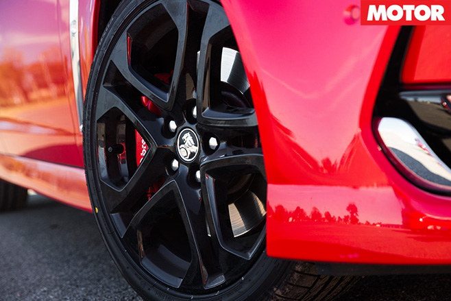Holden SS-V redline wheels