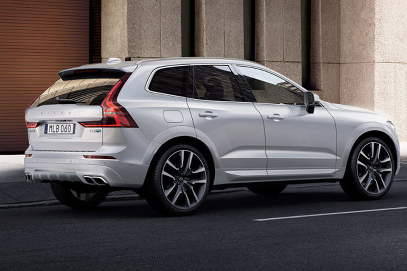 Volvo XC60 rear