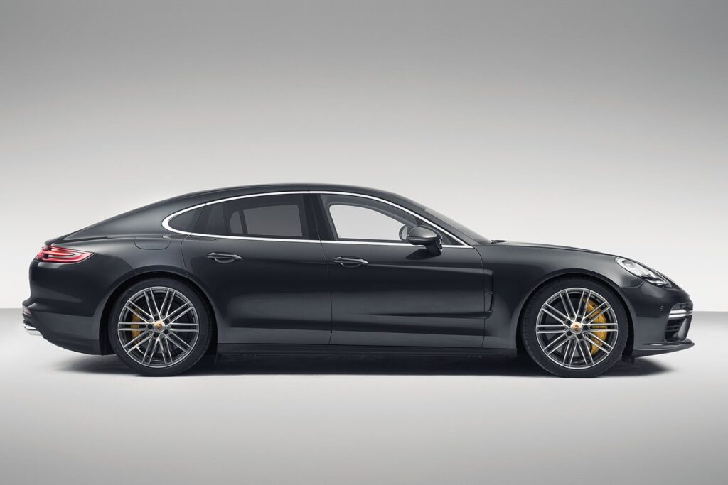 Porsche Panamera Turbo: 10 Little Things
