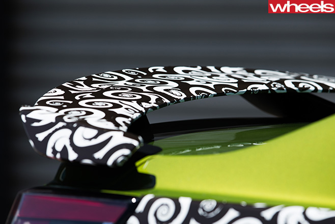 2017-HSV-GTSR-W1-spoiler