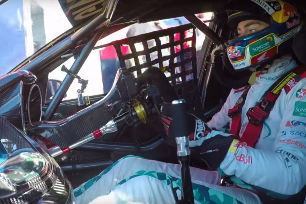 Craig Lownes in V6 Holden main