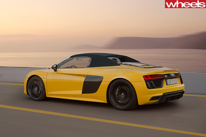 Audi -R8-spyder -rear -roof -up