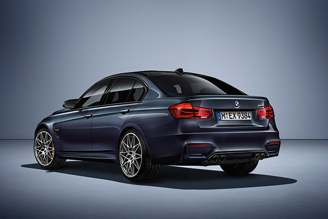 BMW M3 30 Jahre rear