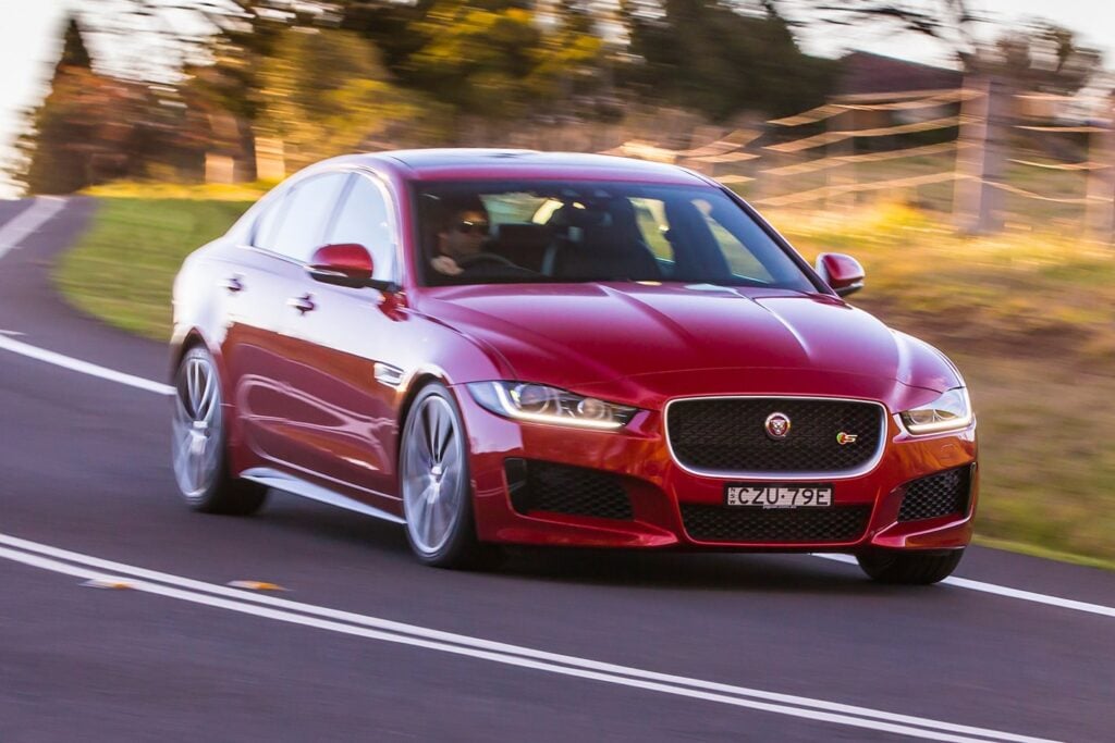 Jaguar XE S