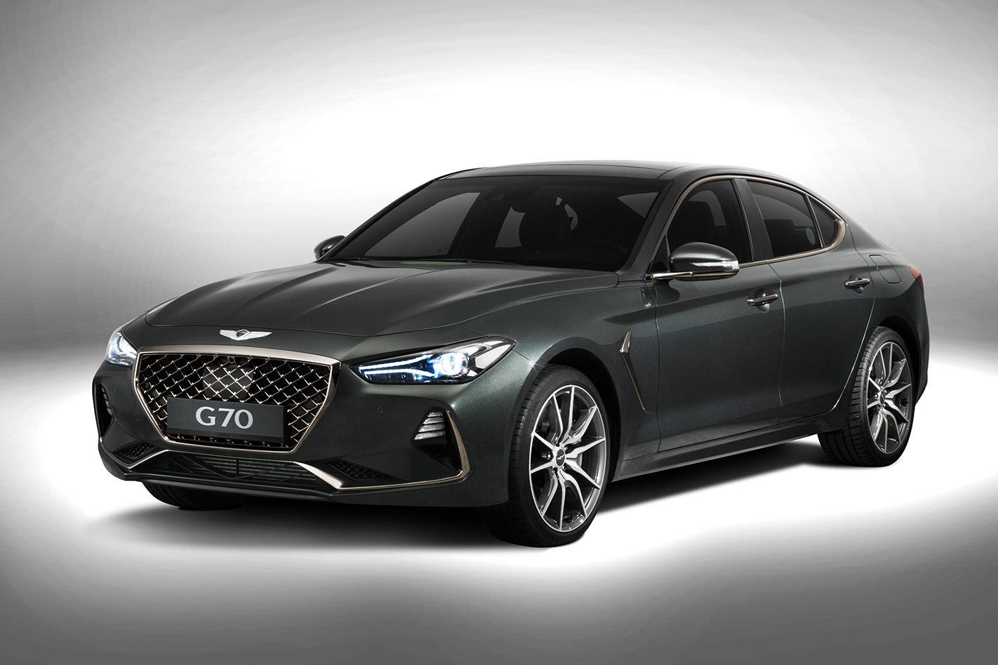 2018 Genesis G70 revealed, 272kW/510Nm rear-driver inbound
