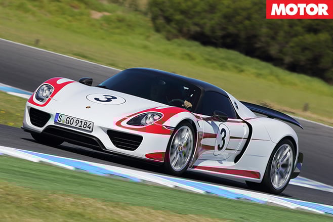 Porsche steering corners