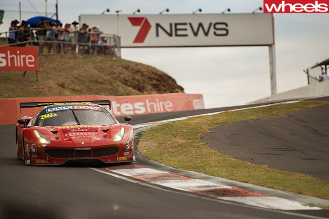 Ferrari -488-GT3-racing -at -Bathurst