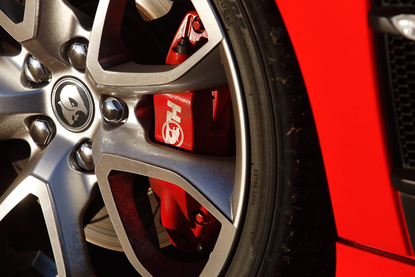 2008-HSV-GTS-aerial-WHEEL.jpg