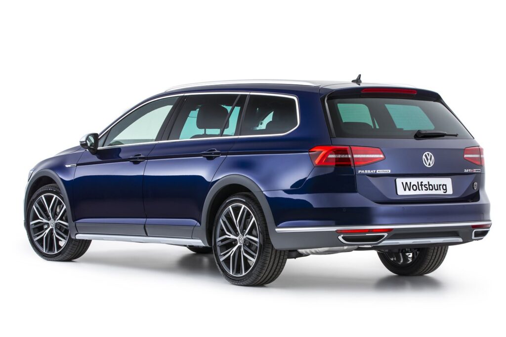 2018 Volkswagen Passat Wolfsburg Edition price and features