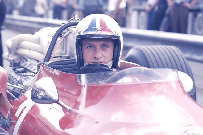 Chris -Amon -drivign