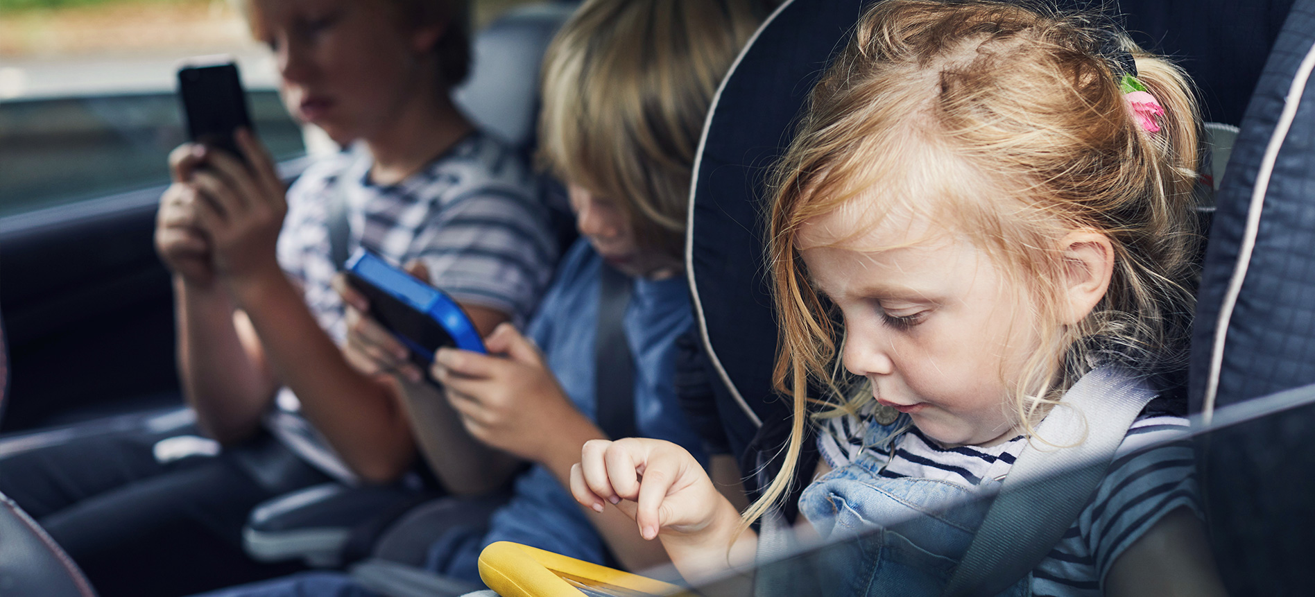 Is it safe to leave children in the car?