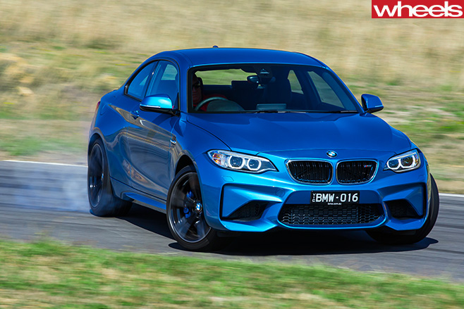 M 2-race -tassie -front -side