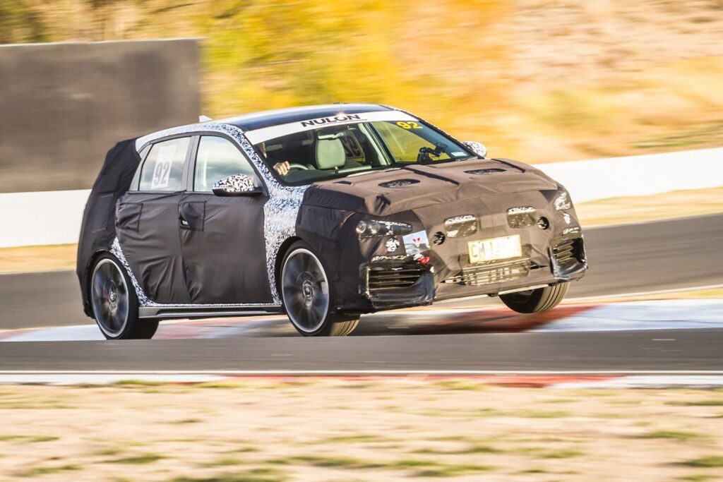 Hyundai i30 N crackles and growls at Mount Panorama