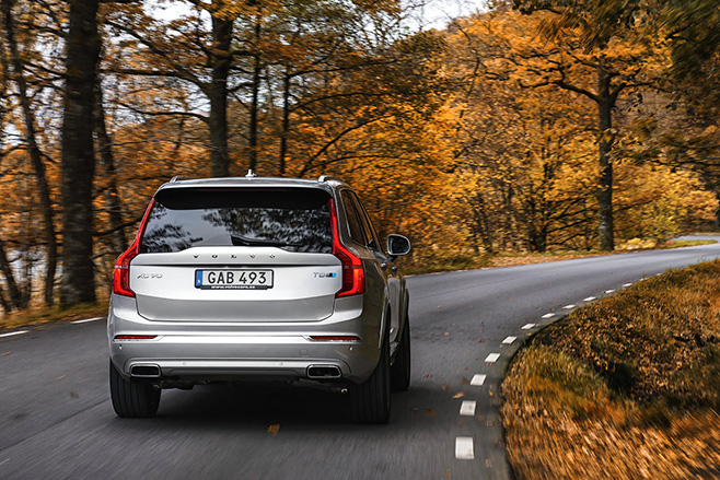 Volvo XC90 rear