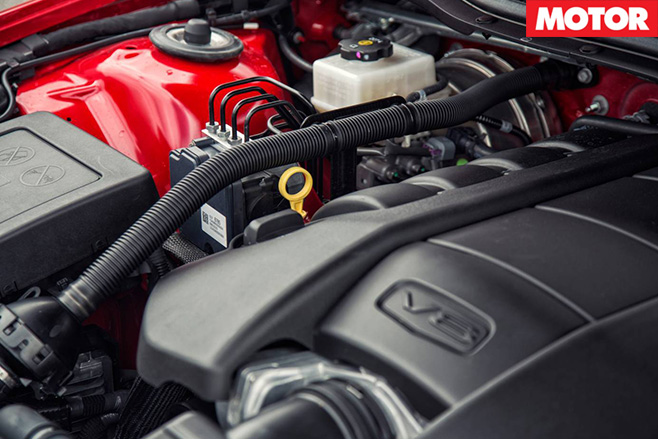 V8 engine