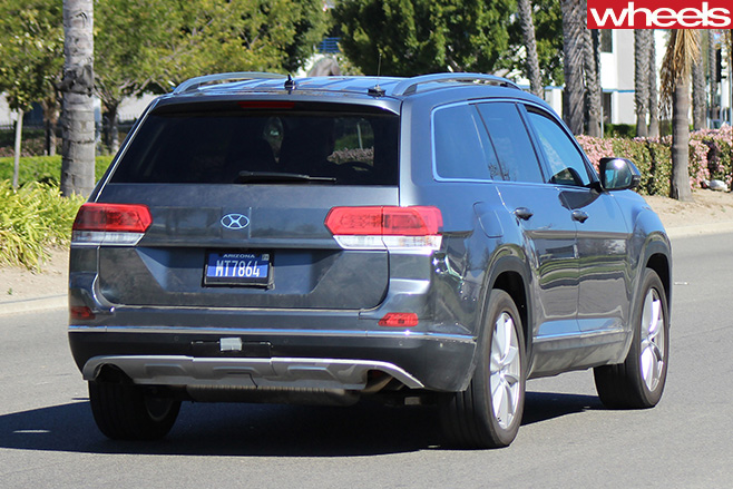 Volkswagen -Crossblue -concept -front -grey -rear -side