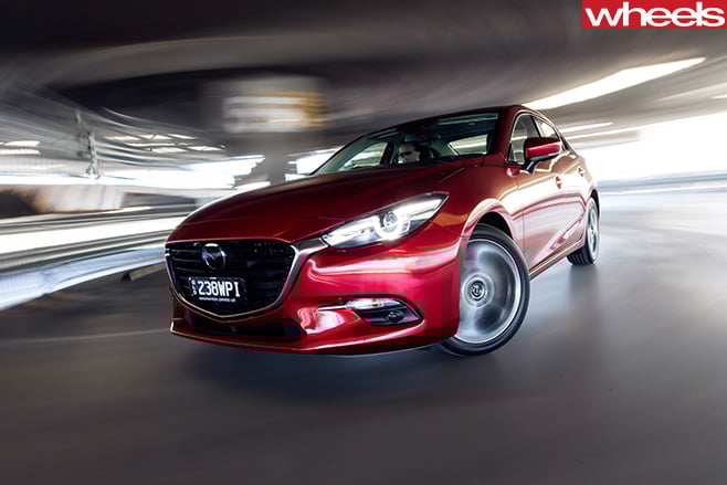 2016-Mazda -3-SP25-Astina -side -front