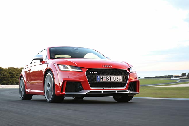 2017 Audi TT RS front