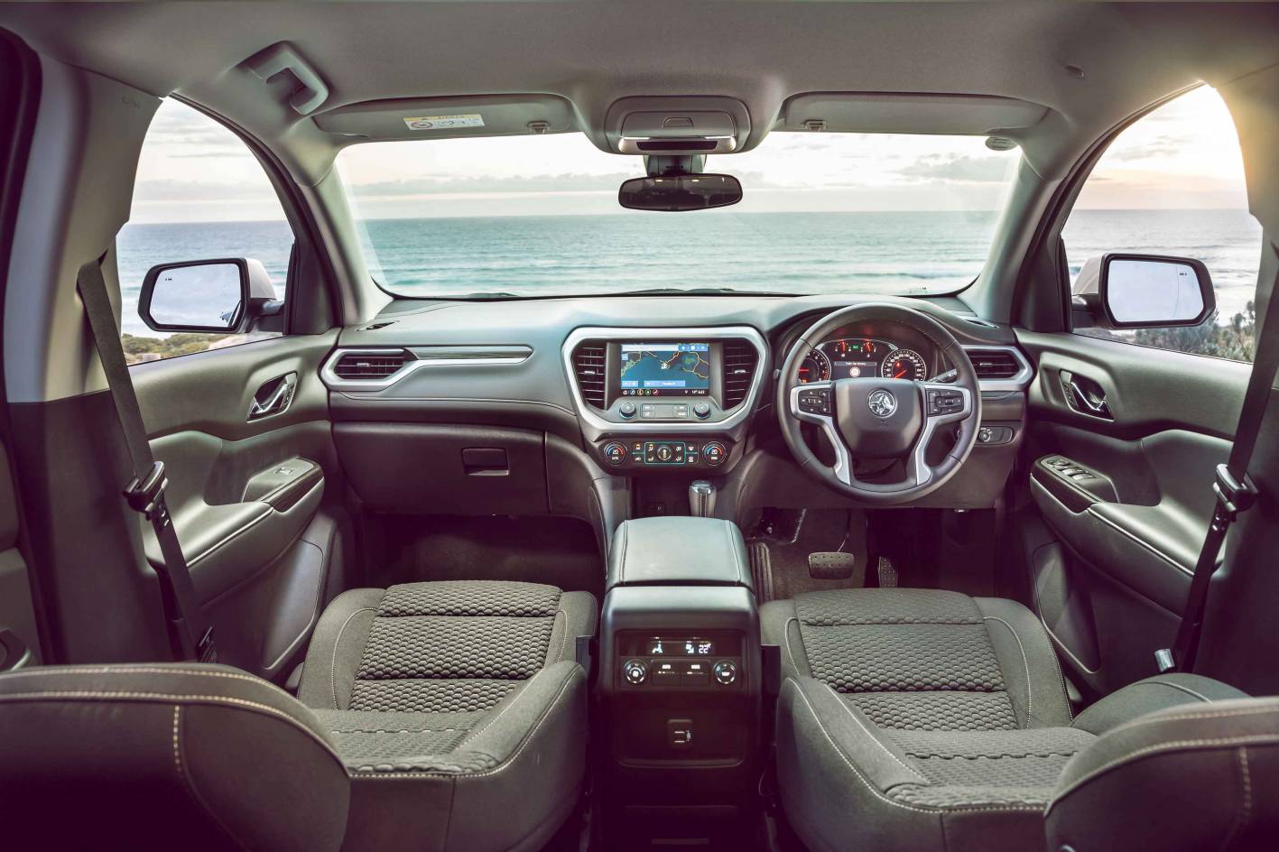 2019 holden acadia interior