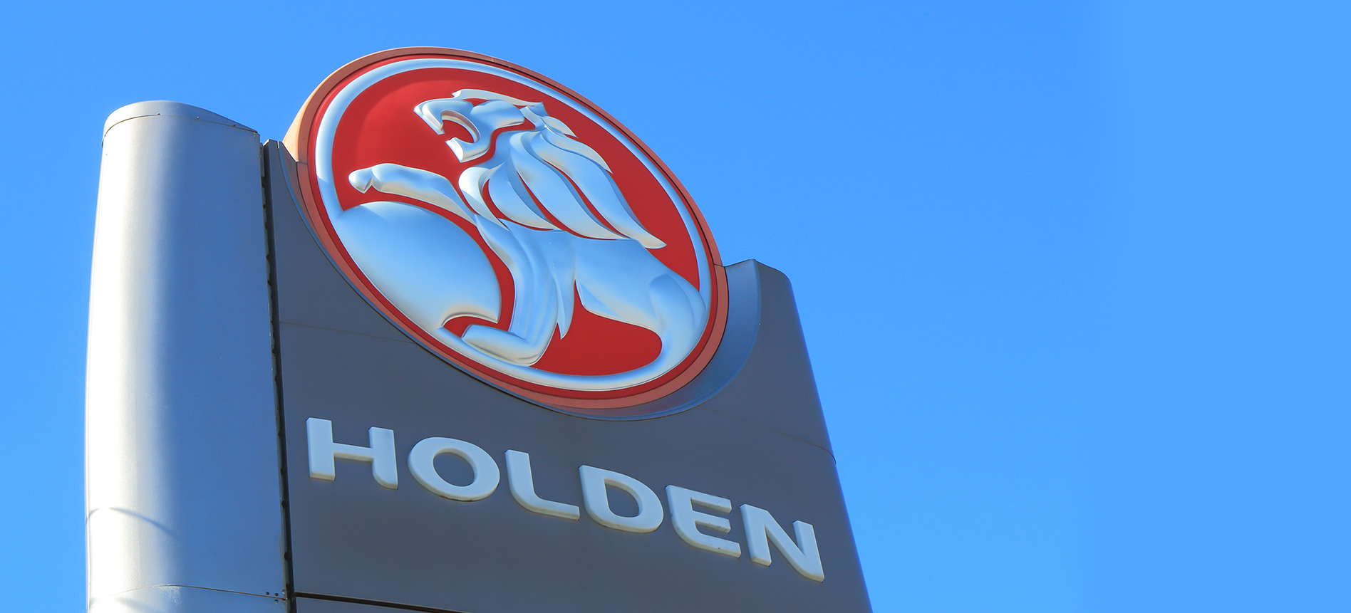 Holden to shed 30 dealers as shutdown looms