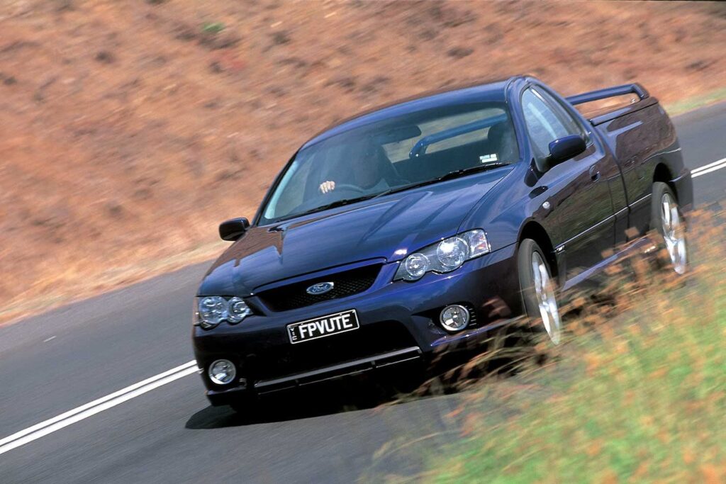 2003 FPV Pursuit 290 review