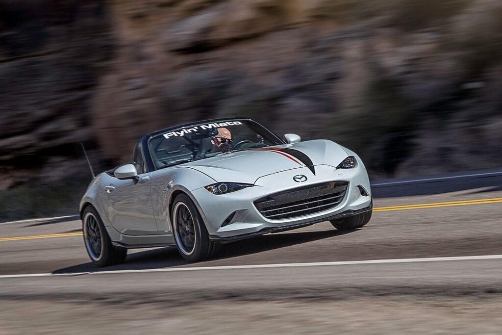 V8 Mazda MX 5