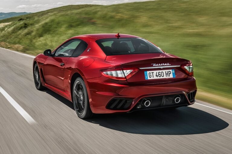 2018 Maserati GranTurismo rear