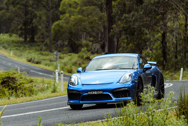 Porsche Cayman GT4 Front