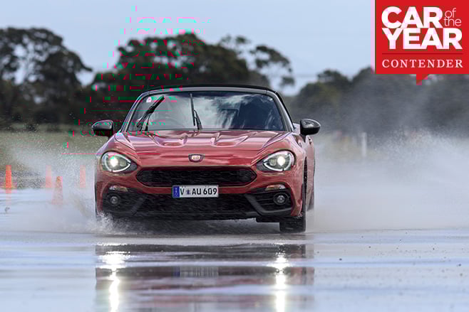 2017-Fiat -124-Abarth -driving