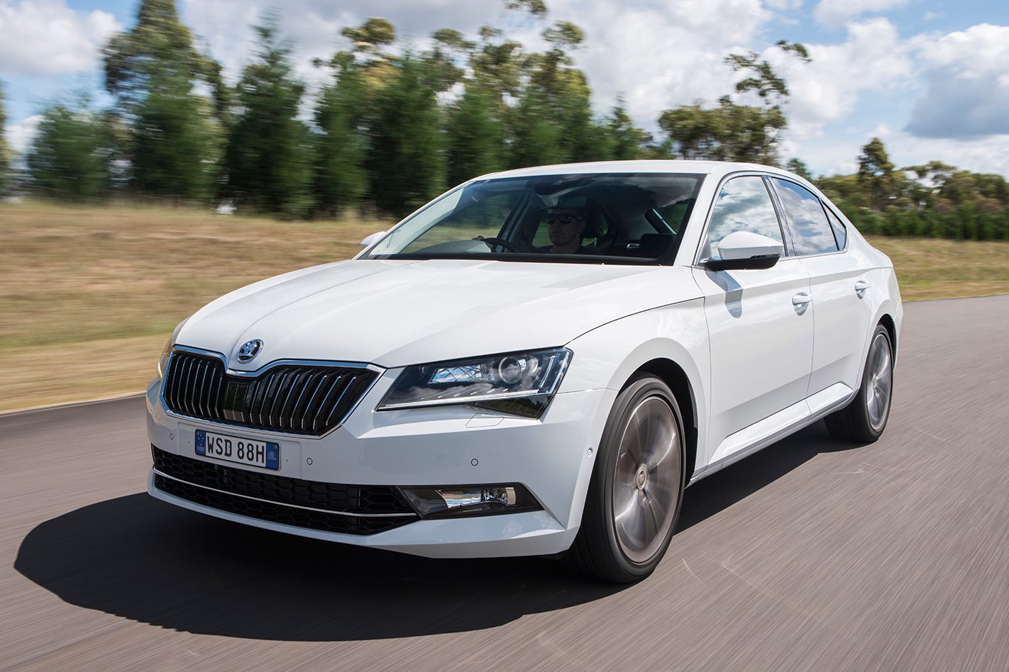 2016 Skoda Superb 206TSI review