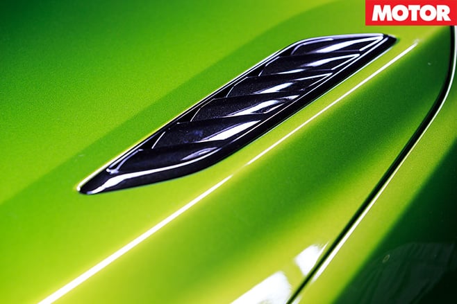 Holden Commodore SS-V Redline bonnet