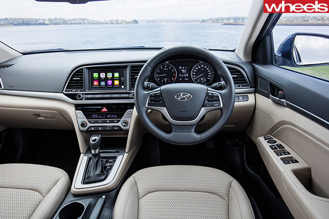 Hyundai -Elantra -interior