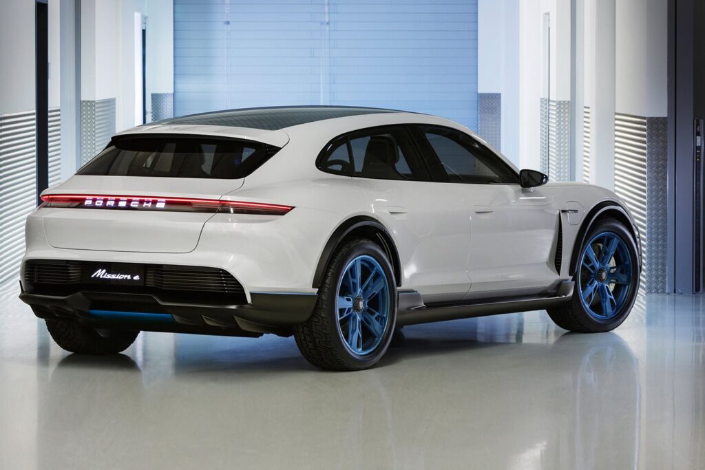 Porsche Mission E Cross Turismo cover MAIN