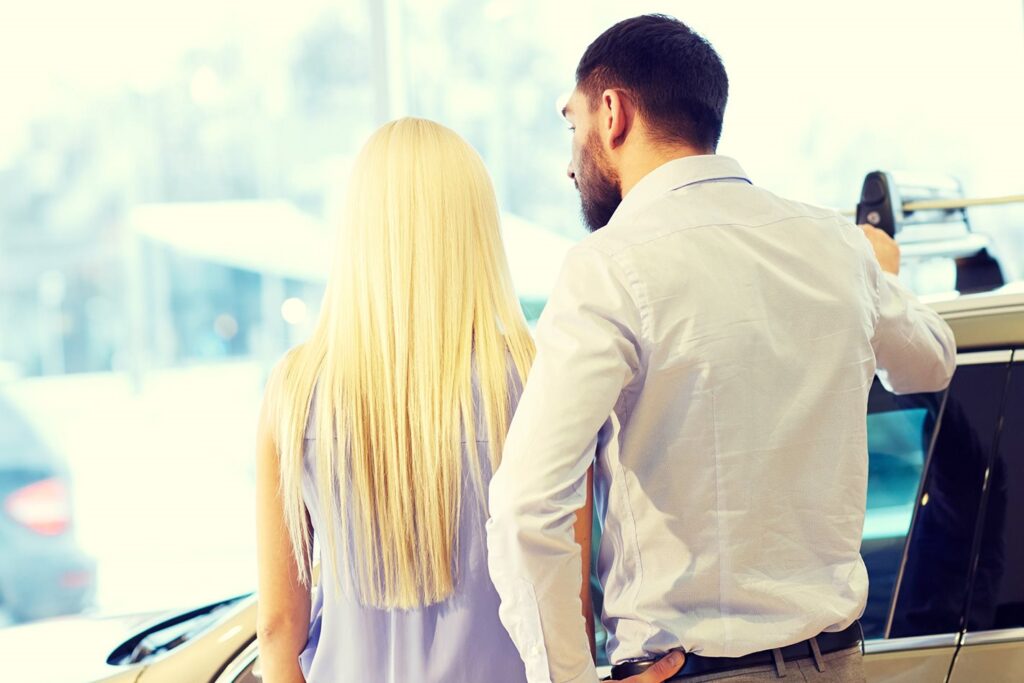 couple shopping for a car