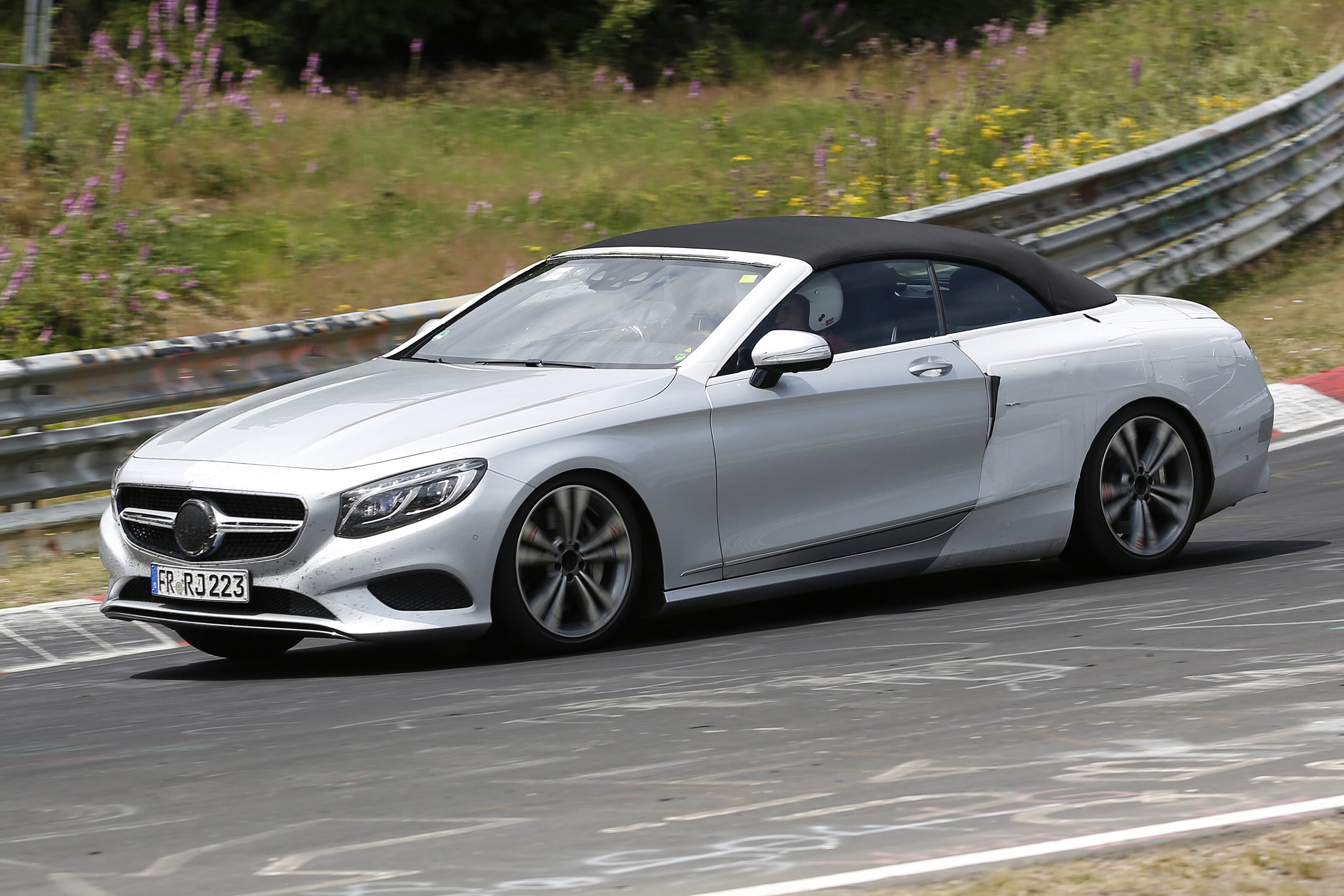 Merc SClass Cab2