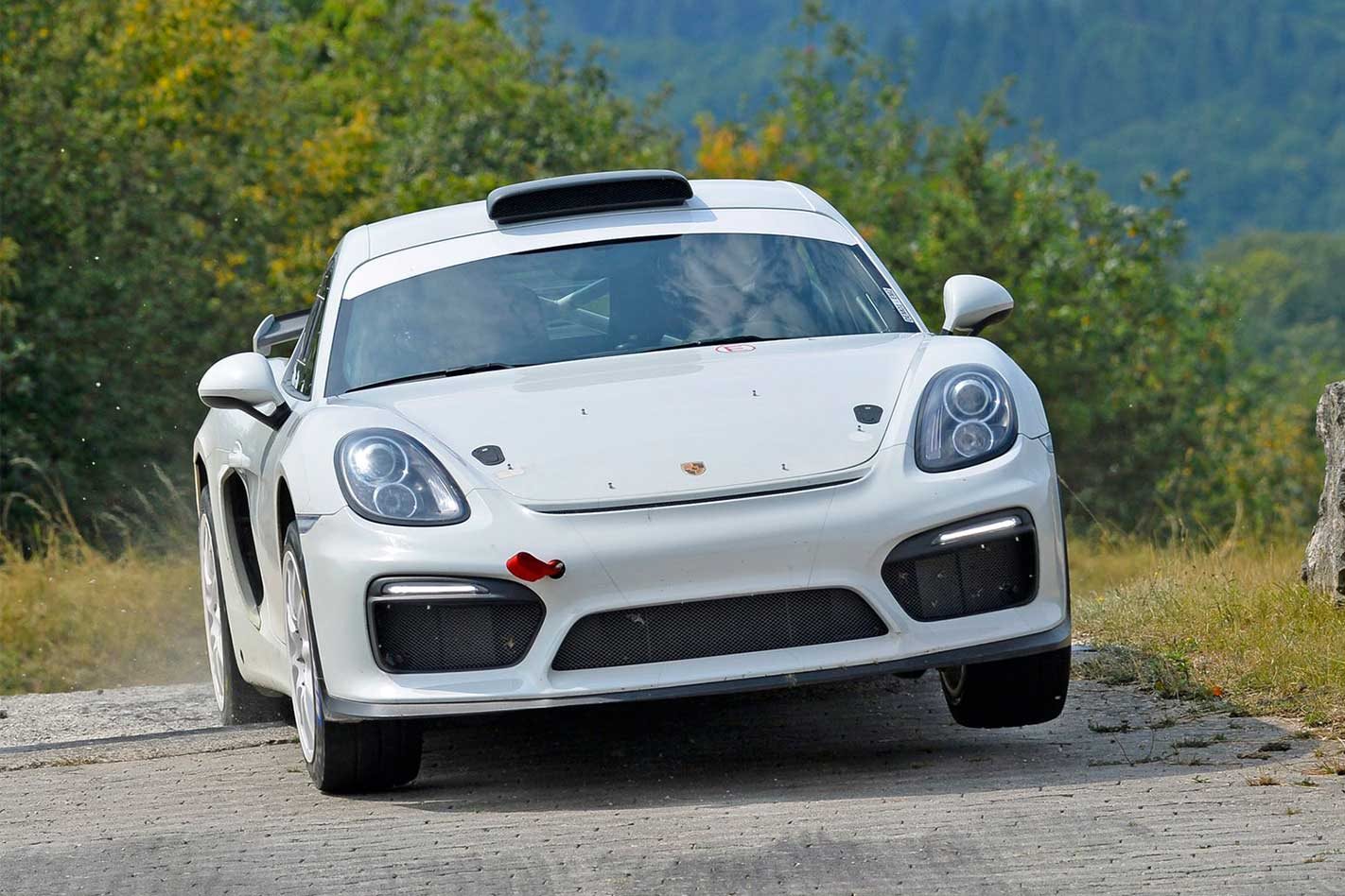 Porsche Cayman GT4 Clubsport rallying