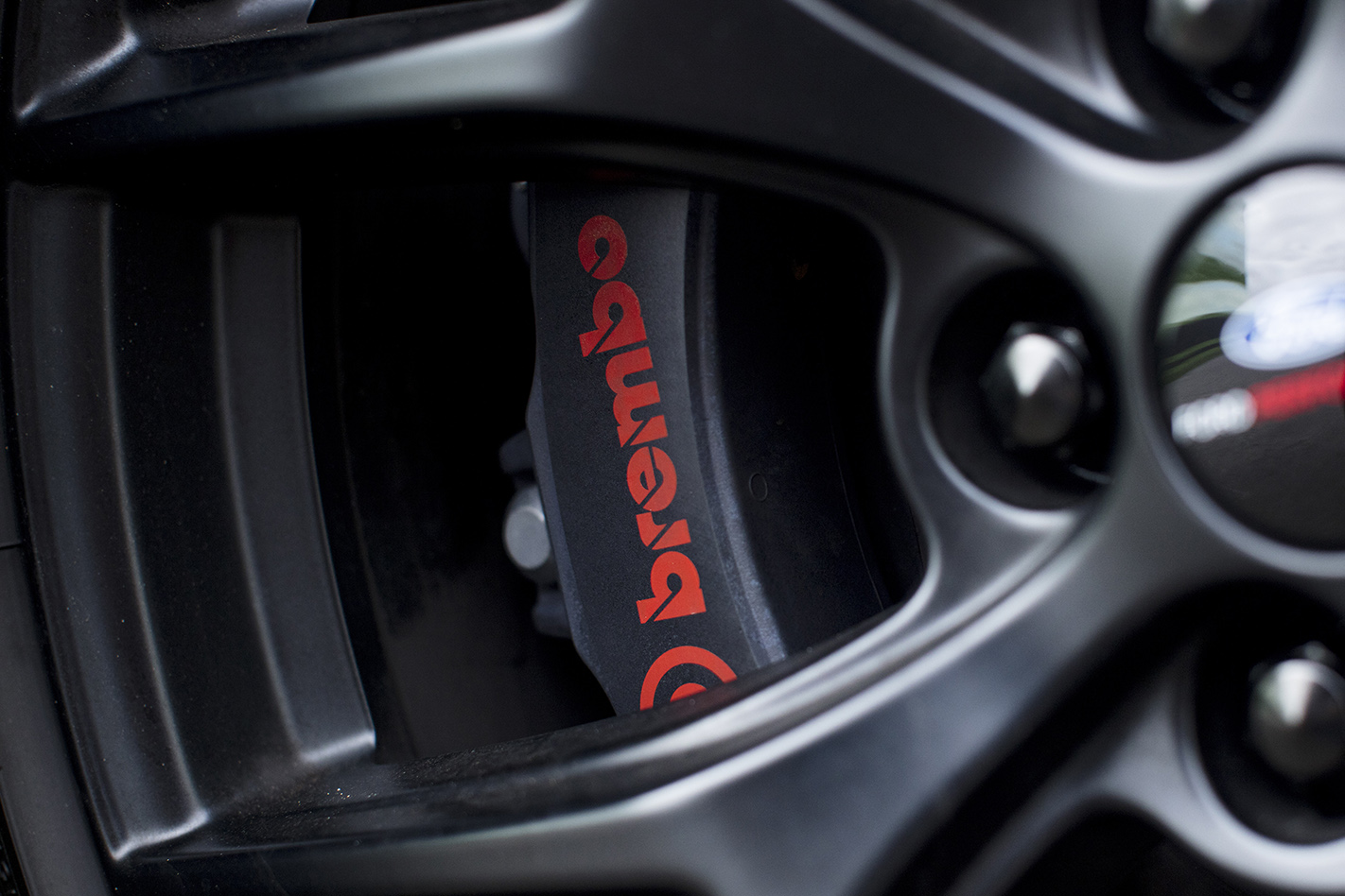 Ford Mustang R-Spec track test