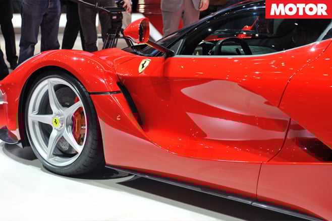 Ferrari Laferrari side