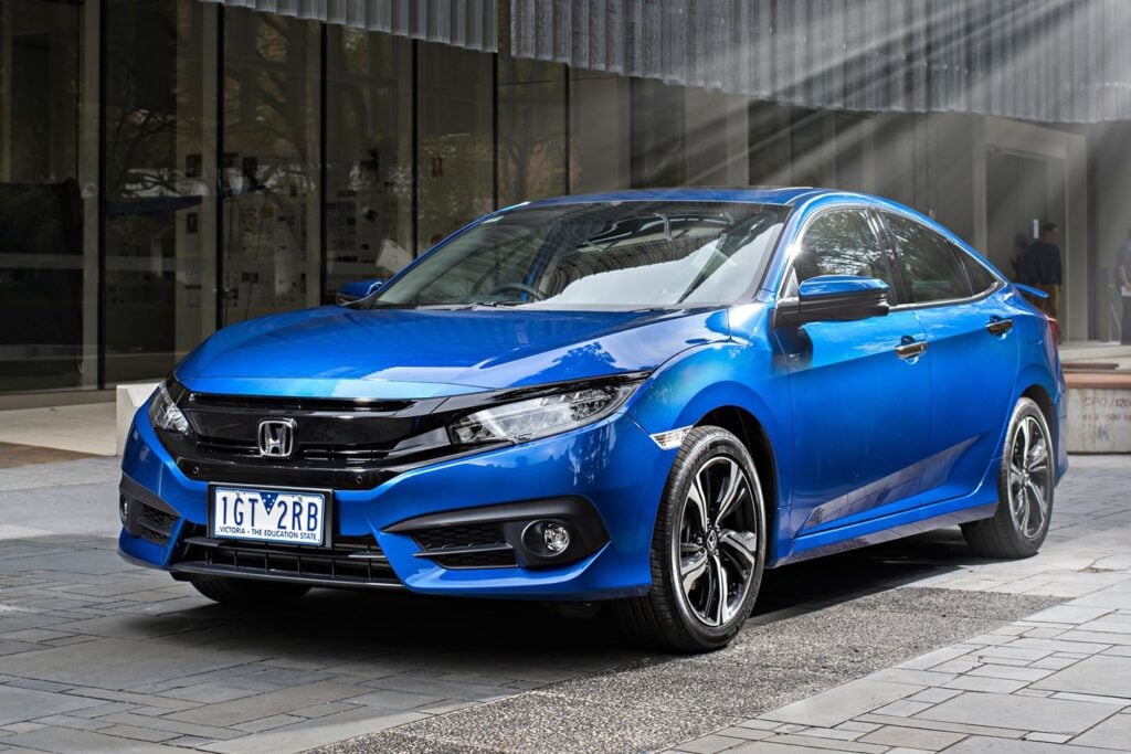 Honda Civic RS sedan