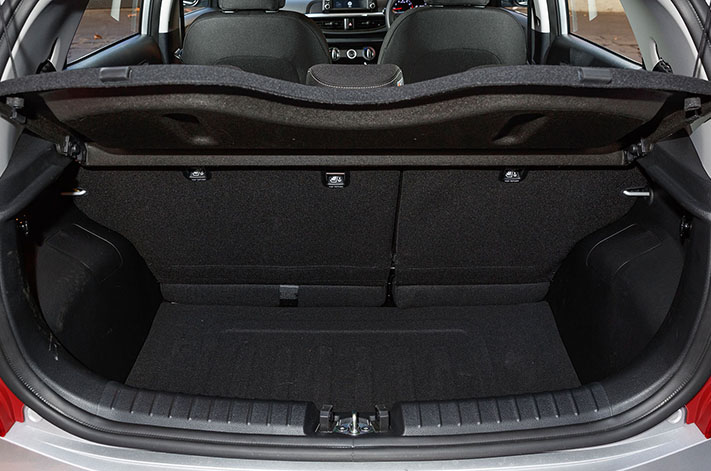 kia picanto boot