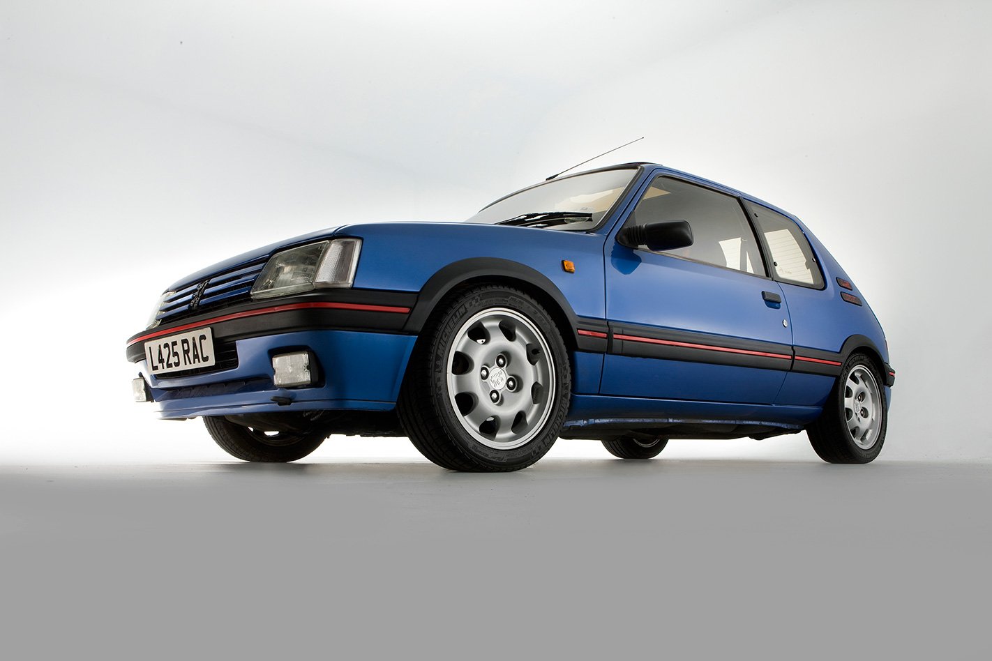1987 Peugeot 205 GTi headlights