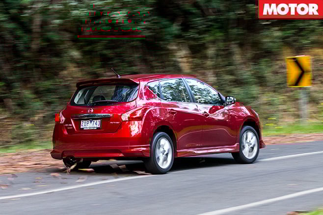 Nissan pulsar sss rear