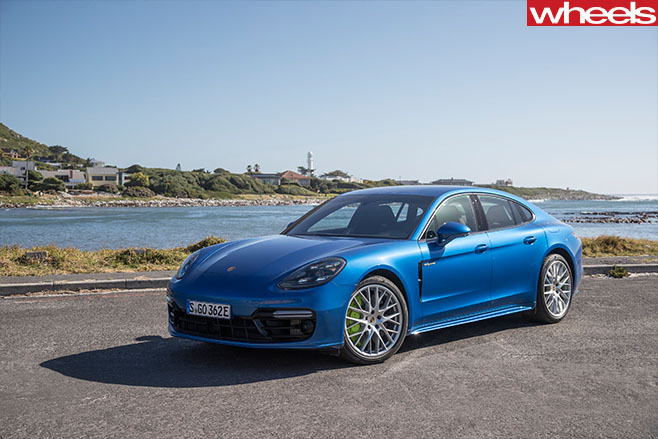Porsche Panamera E-Hybrid Blue Front